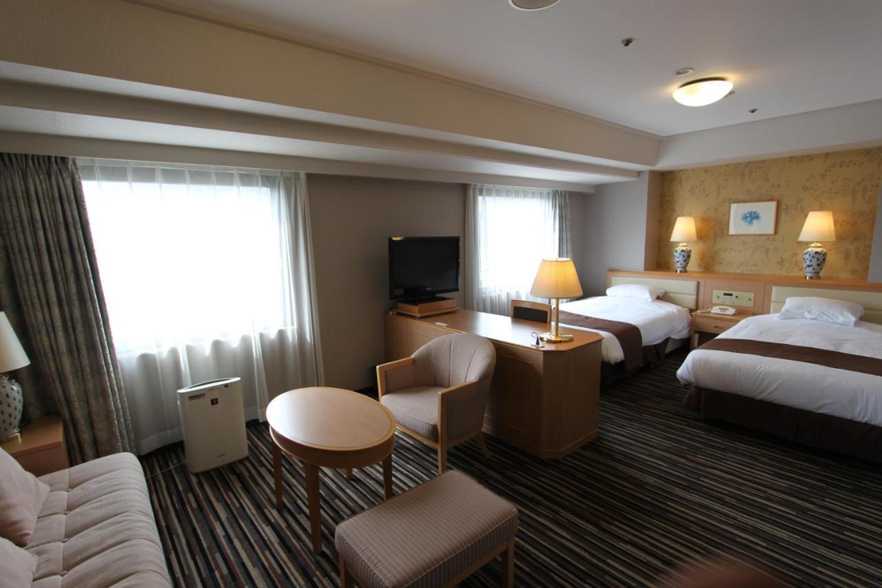 Smile Hotel Tokushima Extérieur photo